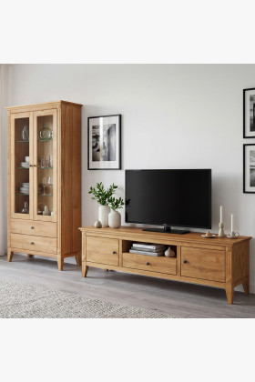 Tömör tölgyfa nappali bútorszett TV-komóddal és vitrinnel, rusztikus